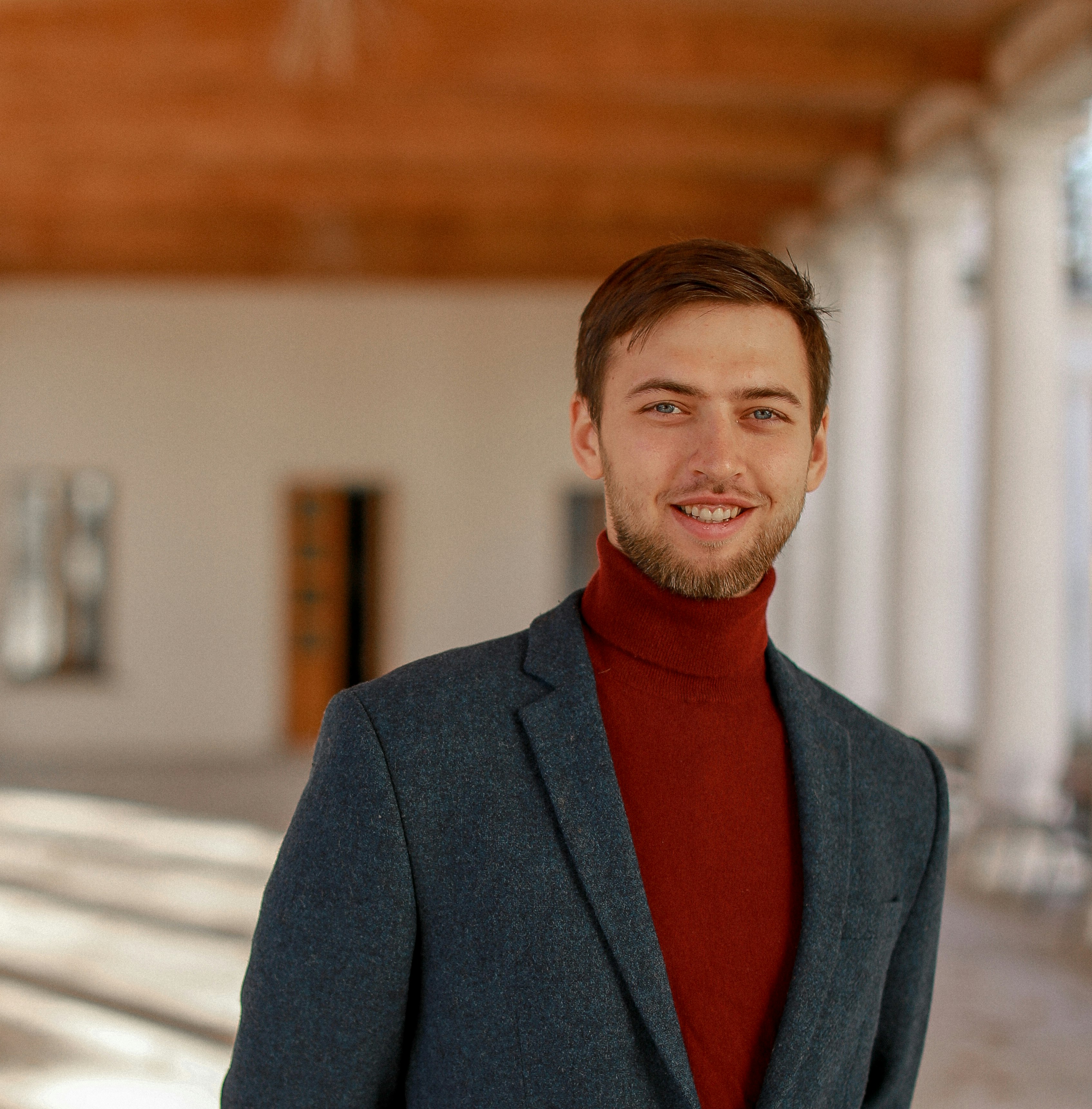 Максим Иванов