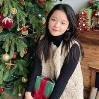 Hoàng Thủy Nguyên