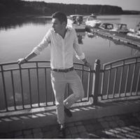 Женя Ахременко