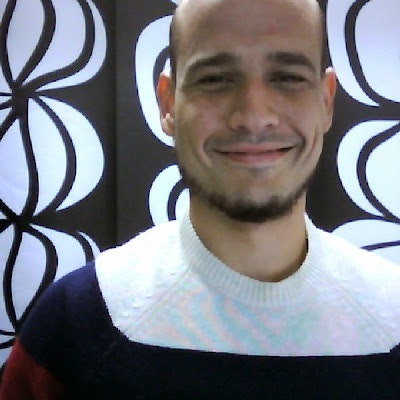 Nelson Santos (travelingvolunteeryogi)