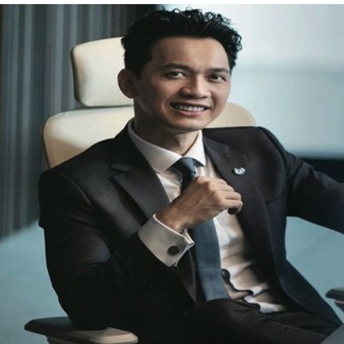 CEO Hoàng Nam