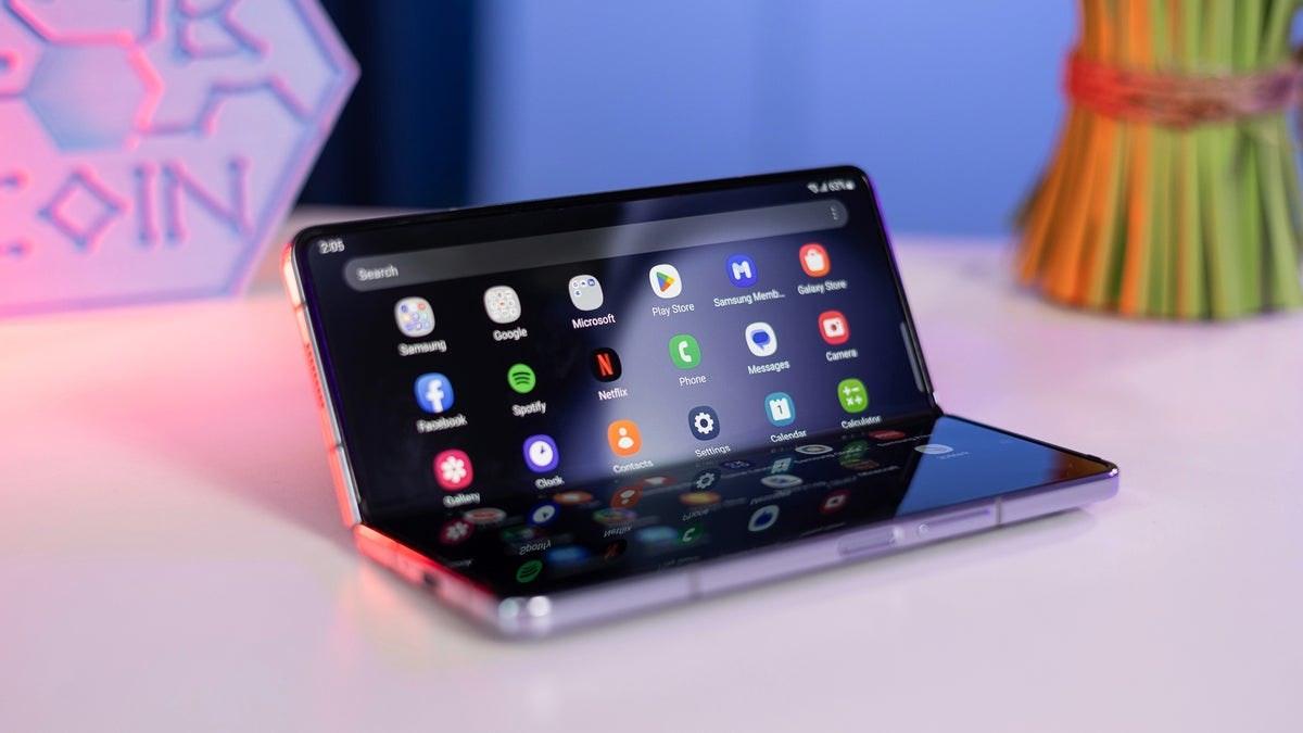 Z Fold 6 CellphoneS