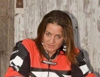 Alison B Lowndes ✿