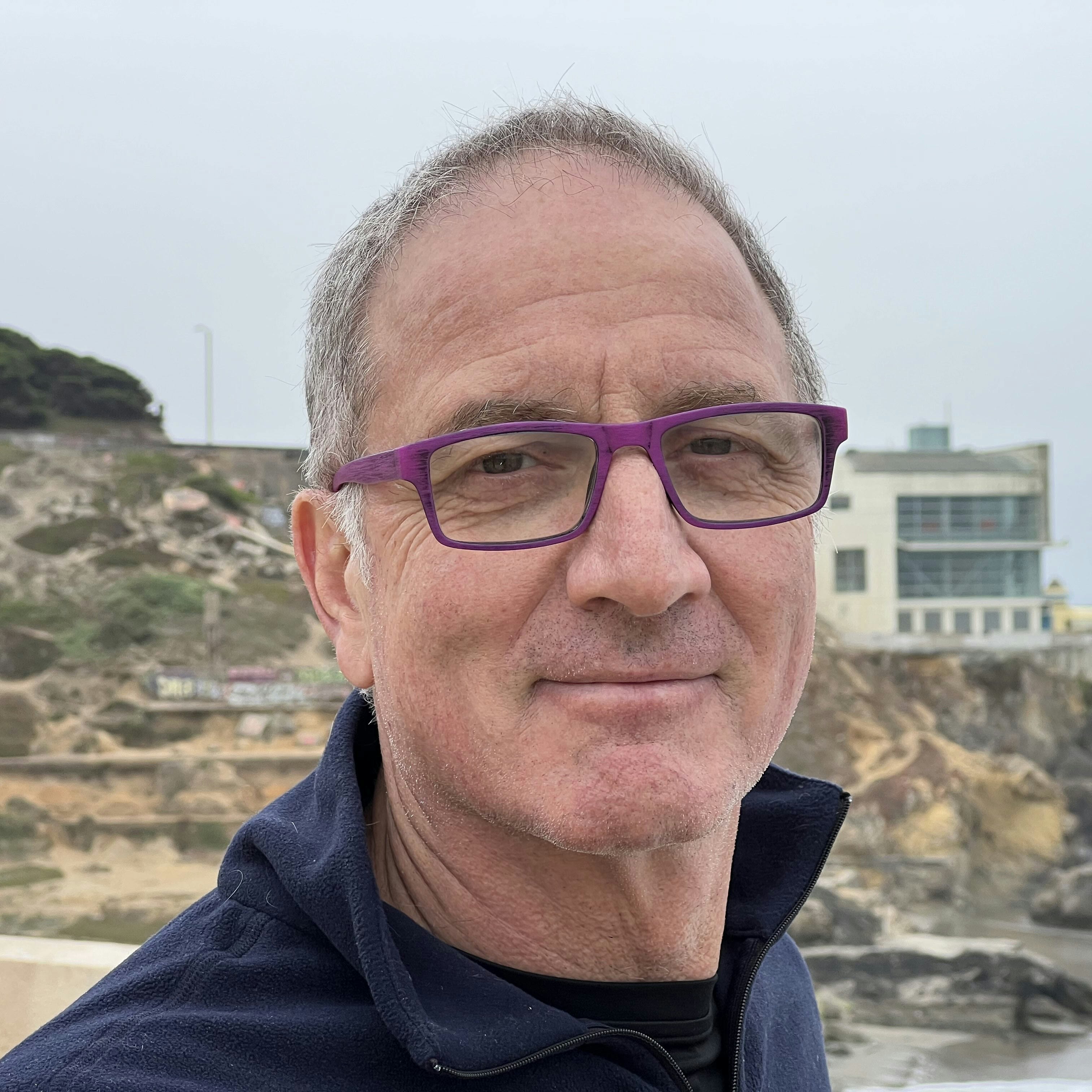 Alexander (Sasha) Velednitsky