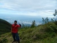 Iyan Hanafi van Tony