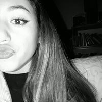 Χαριτωμενη Στρατογιαννη