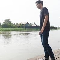 ธีรพงศ์ ขาวผ่อง