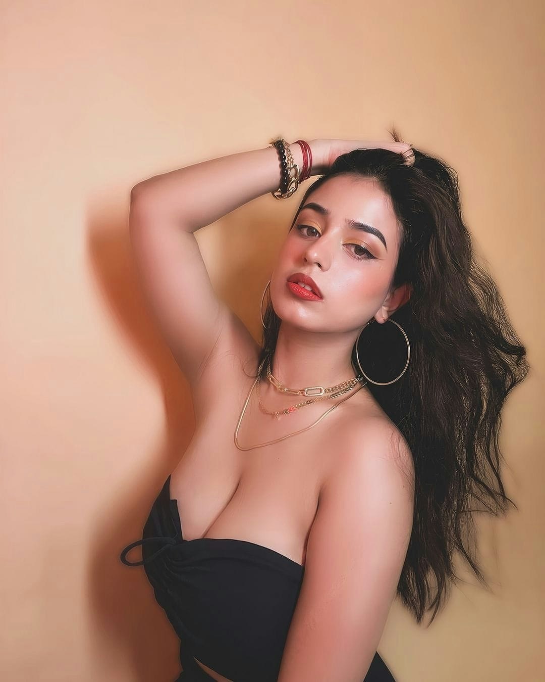 Escorts In Lahore 0306-0711114