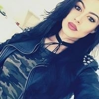 Тина Маноилова