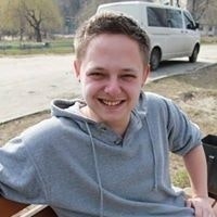 Денис Хортов