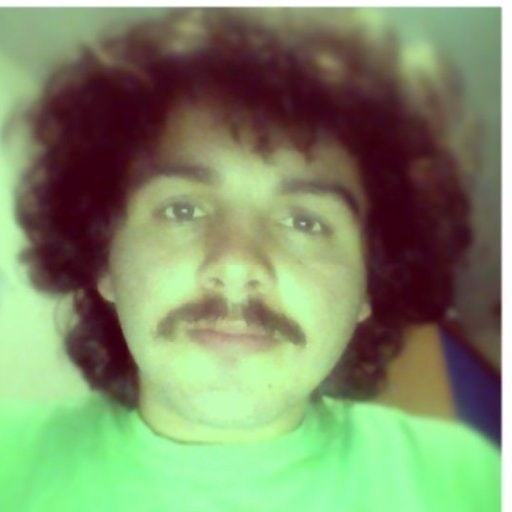 Тoј сo плoчите