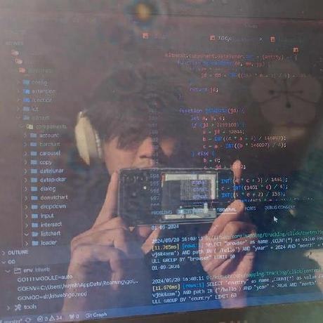 Huỳnh Nhân Quốc 