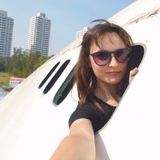 elizabeth travels 🚀