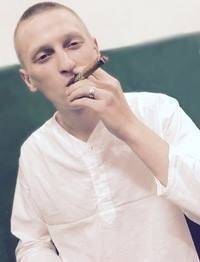 Евгений Иванов