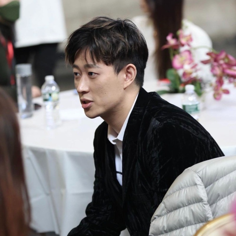 Jisong L