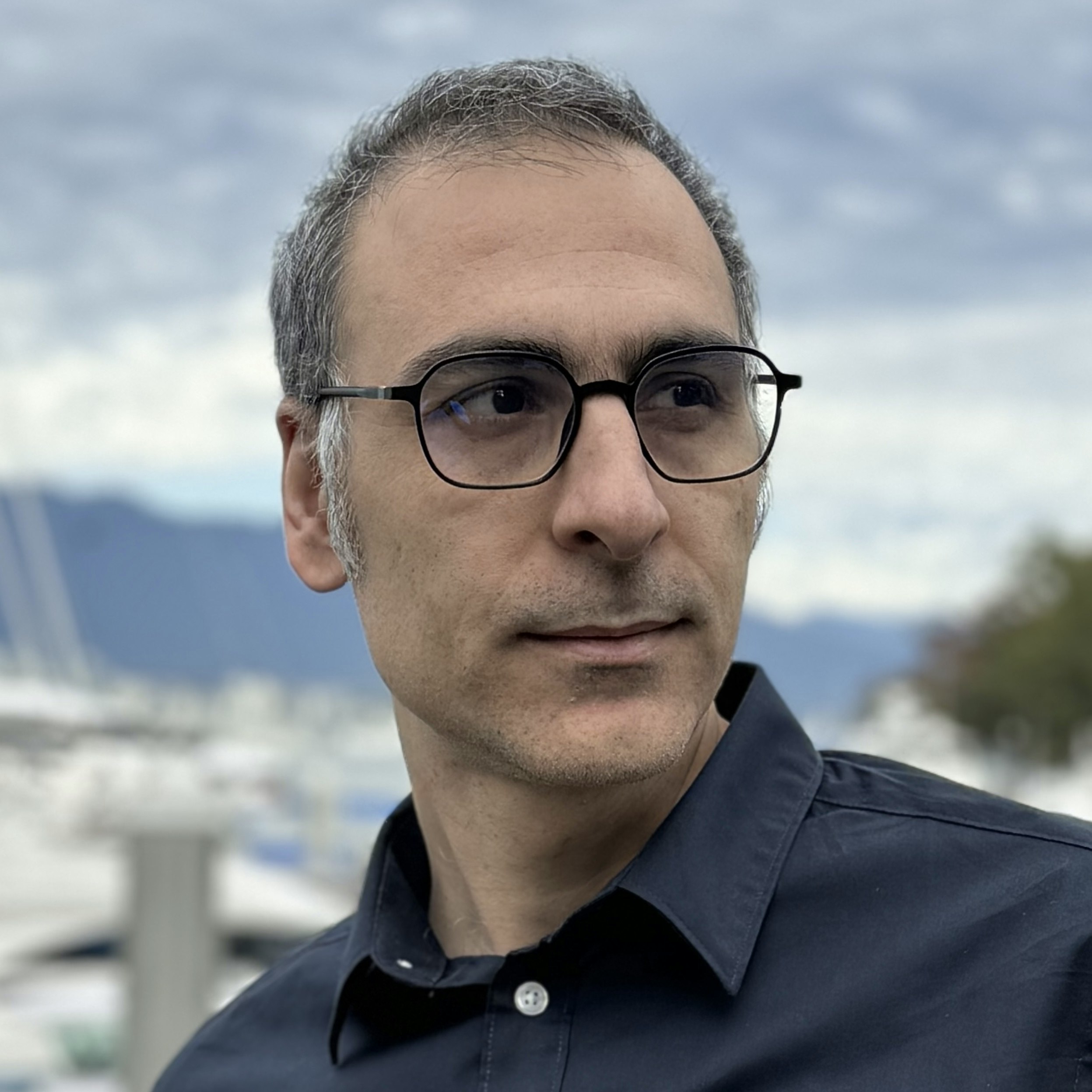 AlirezA Vazirian Sani