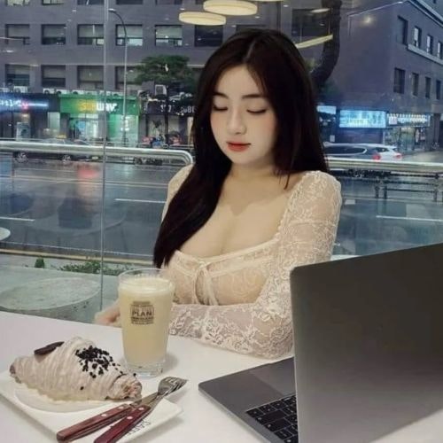 CEO Phạm Nguyễn Hà My