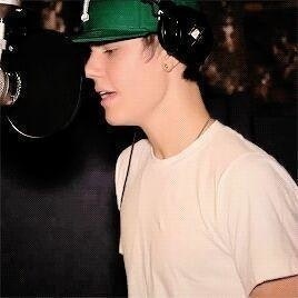 PleaseJustin ILYSM ♛