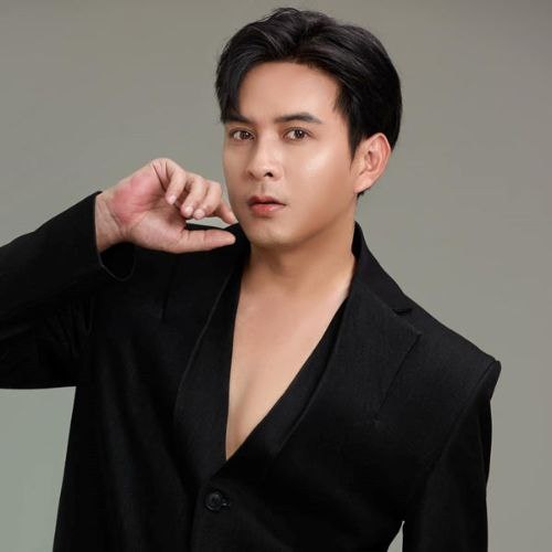 CEO Hồ Quang Hiếu