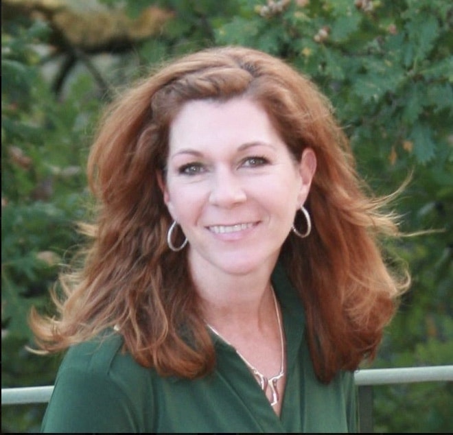 Jennifer Combs-Pokrywka