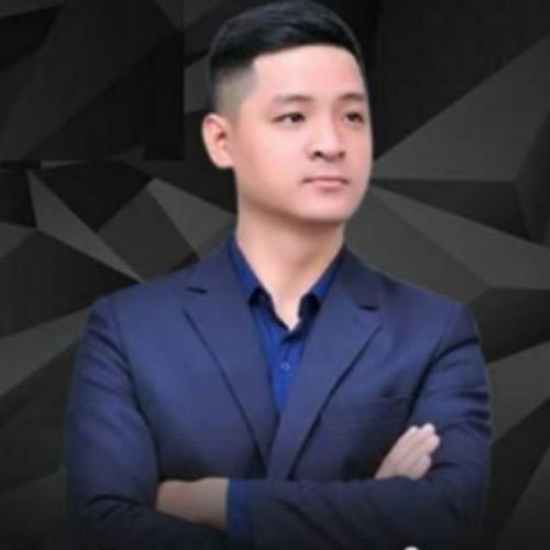 CEO Phạm Minh Tuấn 