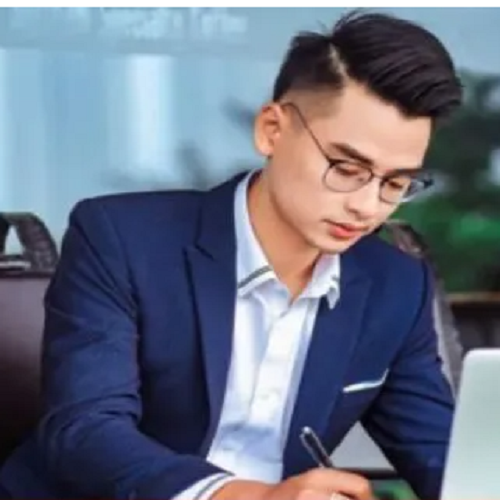 CEO i9bet Myke Trần