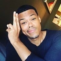 Holland Barrett White