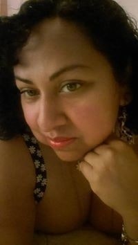 Stefanie Almendárez