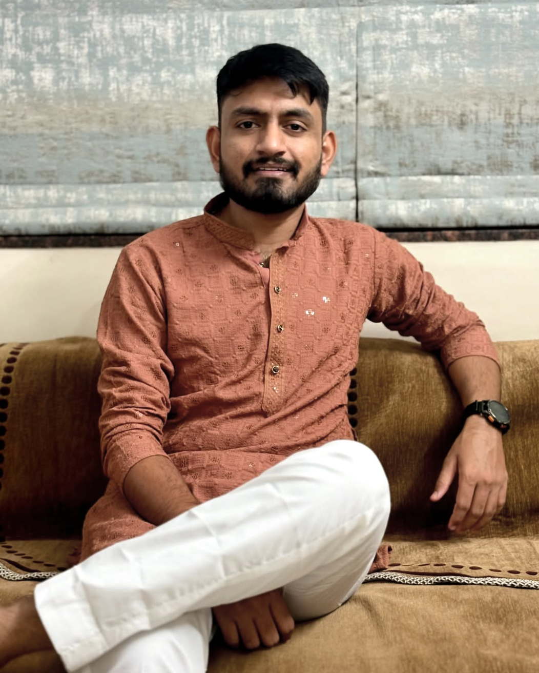 Hardik Kargathara (Techhingujarati)