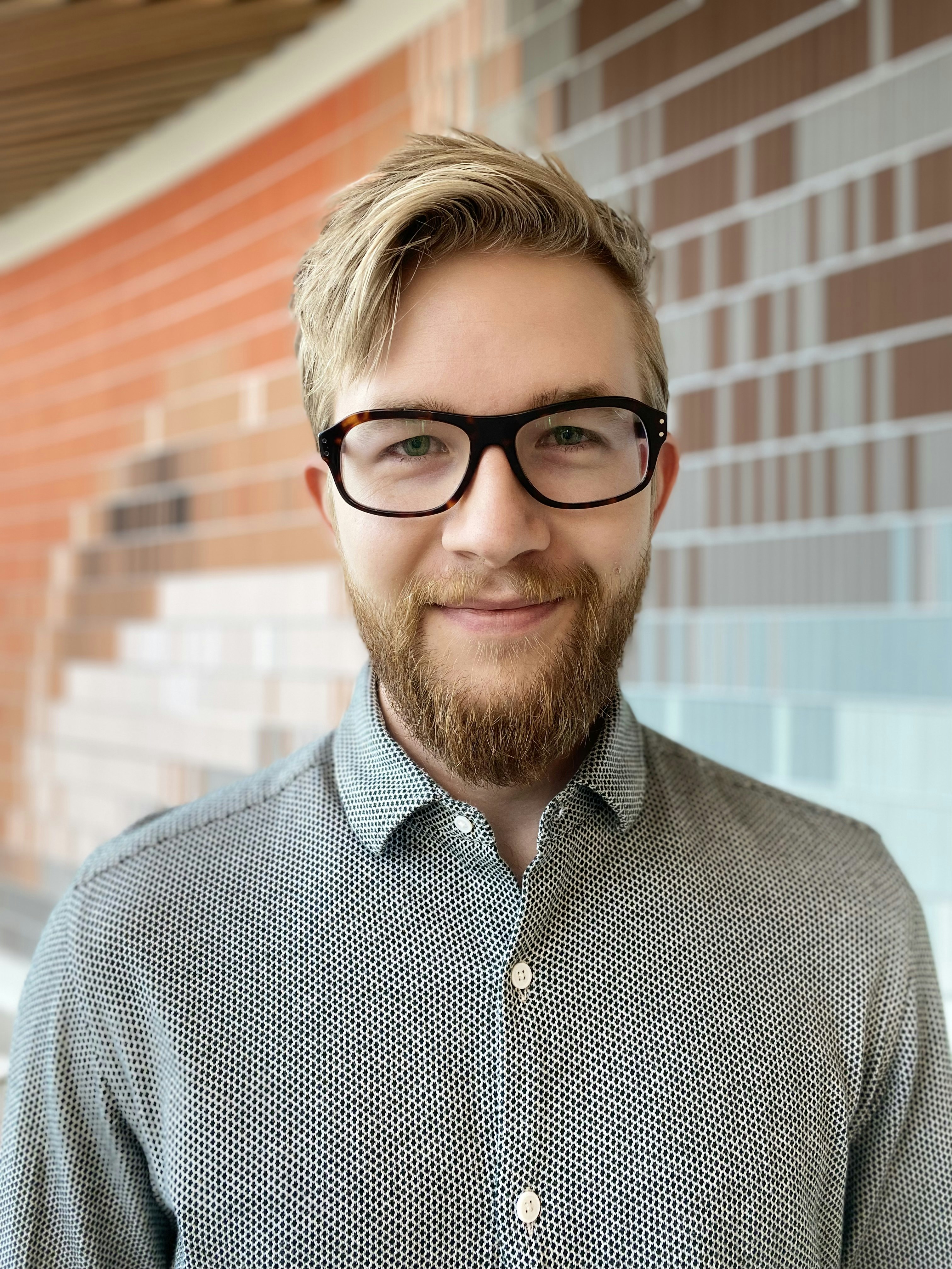 Aric Crosson Bouwers