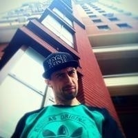 Максим Славиков