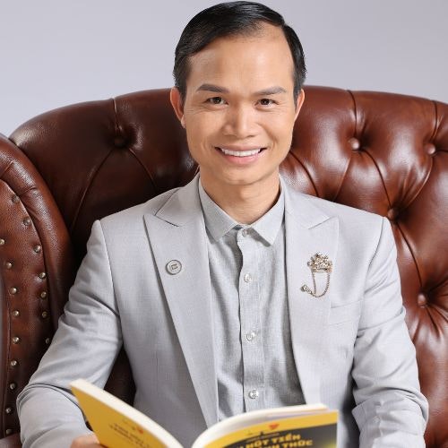 James Nguyễn