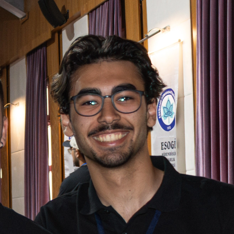 Enes Öz