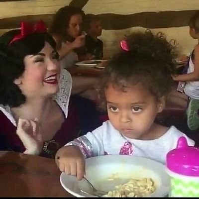 Dont touch my hair |