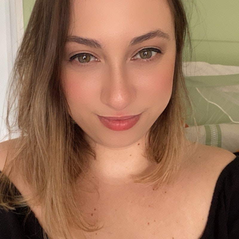 Laryssa Aguiar Menjon