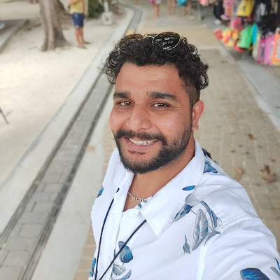 Dr Diamond Sharma