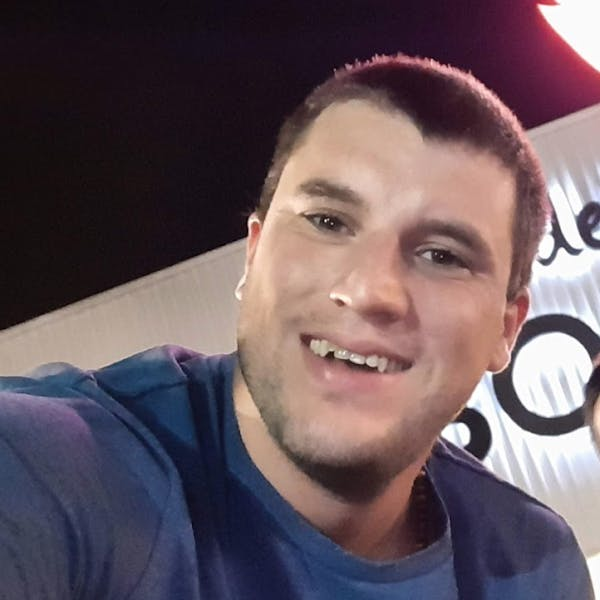 Fabricio B