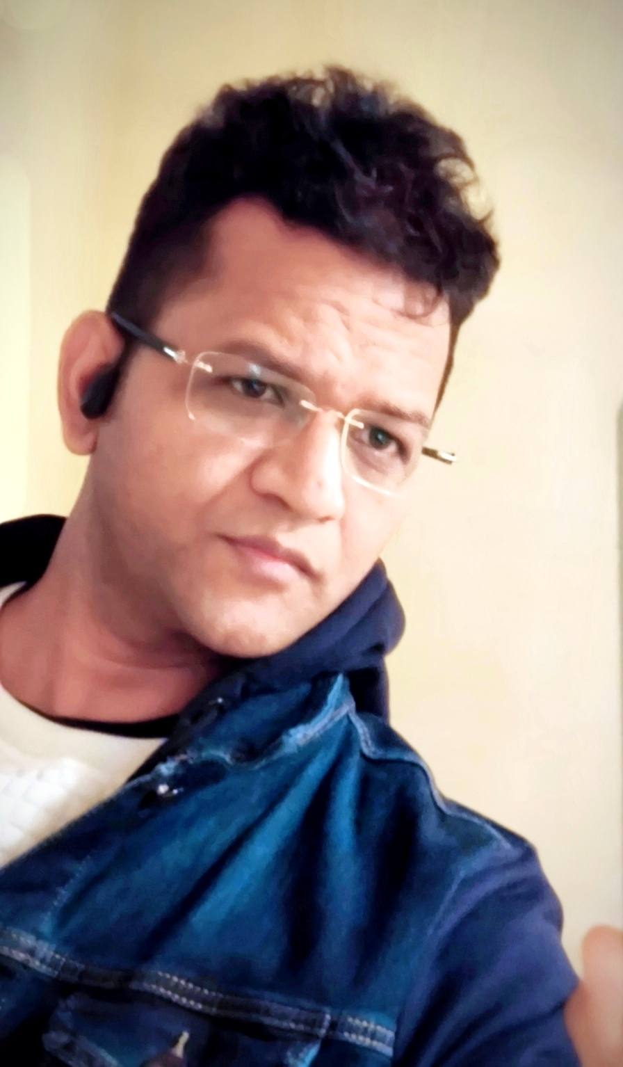 DR SUNIL KUMAR SINGH