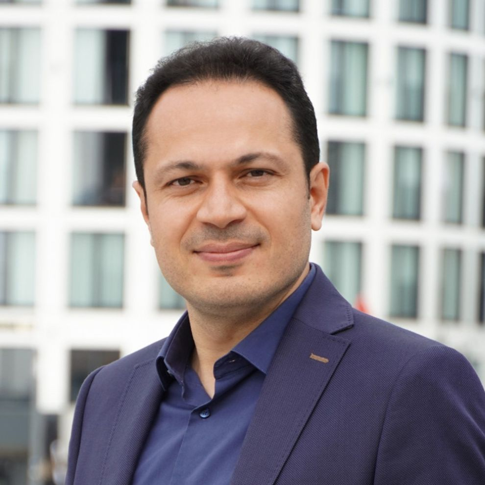 Reza Bagherinia