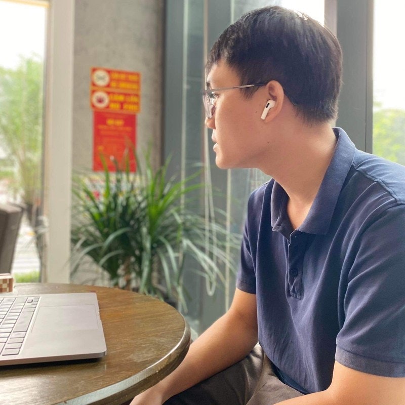 Nguyễn Mạnh Hùng