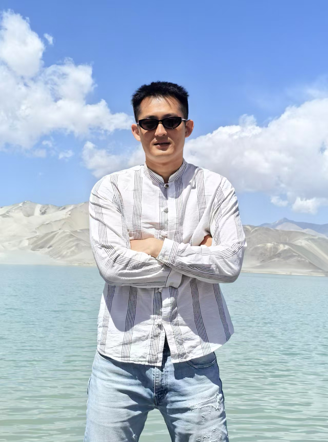 Yanan Li