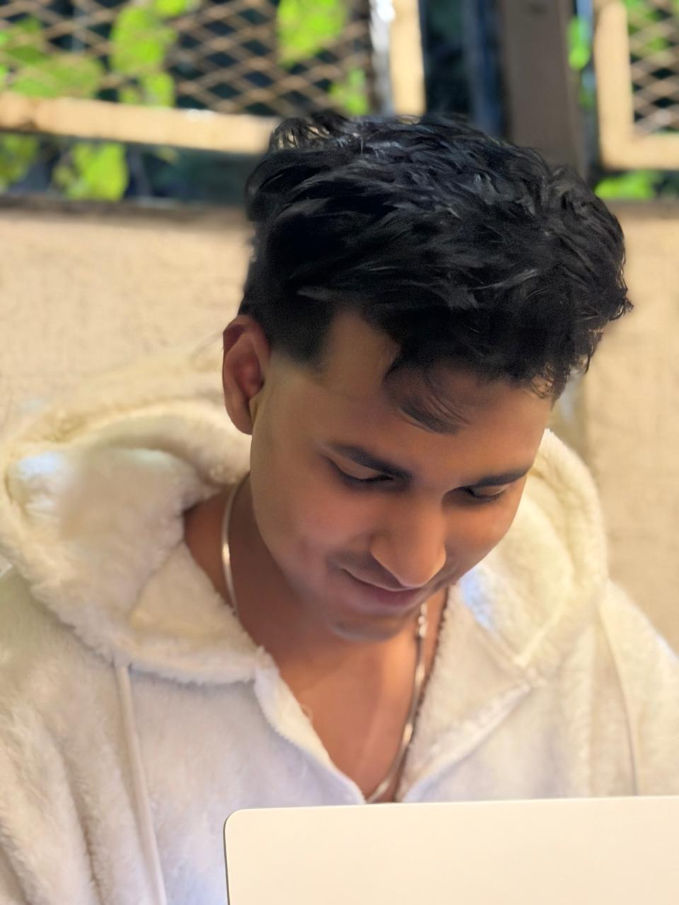Vivek Dwivedi