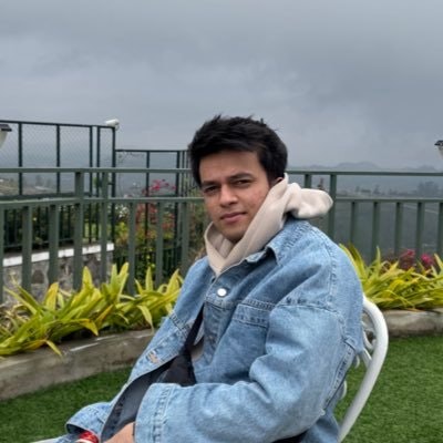 Vyom🌪️