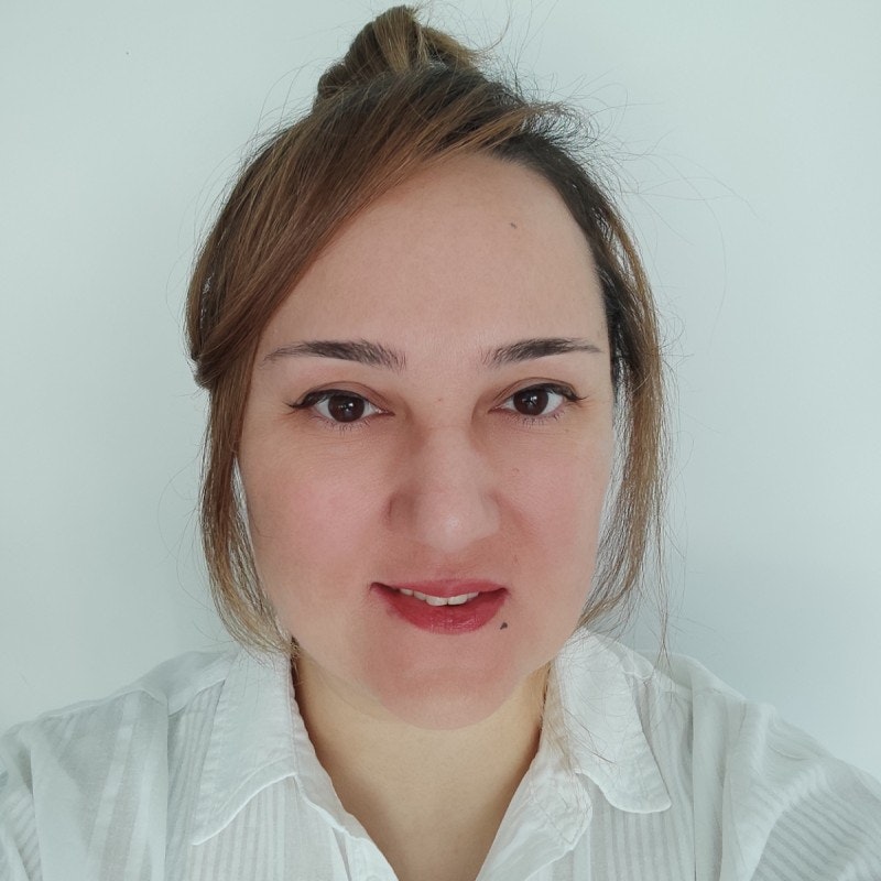 Esra AKINEDEN