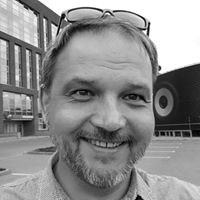 Александр Головенкин