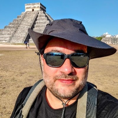 Javier González