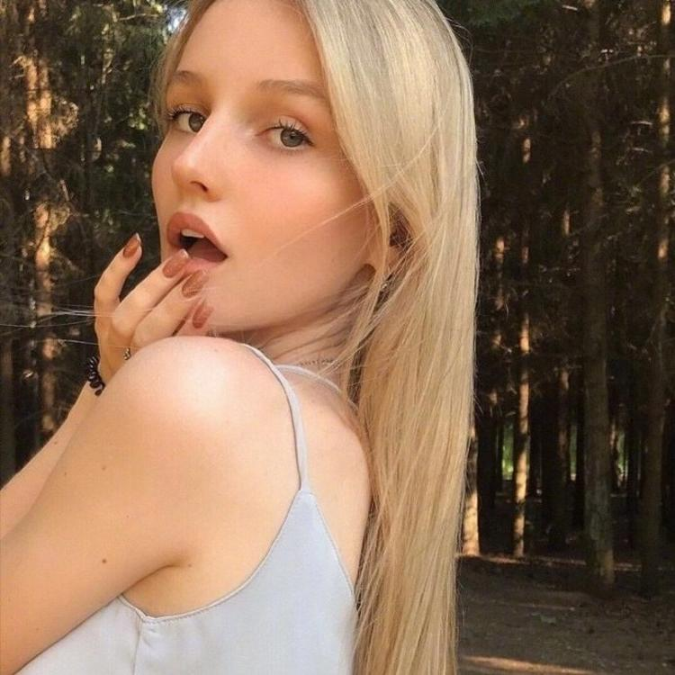 Jodie Ackerman(n)