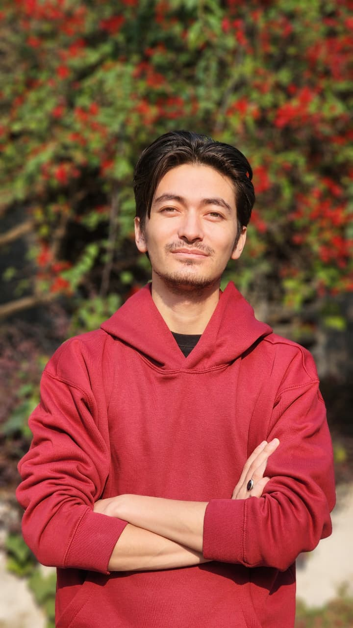 Saqlain Razee